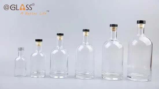 Großhandel 100 ml/200 ml/375 ml/500 ml/700 ml/750 ml/1L Glas-Spirituosenflasche, nordische runde leere Glasflaschen mit Holzkorken